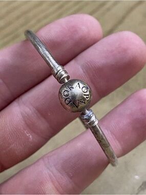 PANDORA Moments 925 Sterling Silver Signed Bangle Bracelet w/Ball Clasp Small